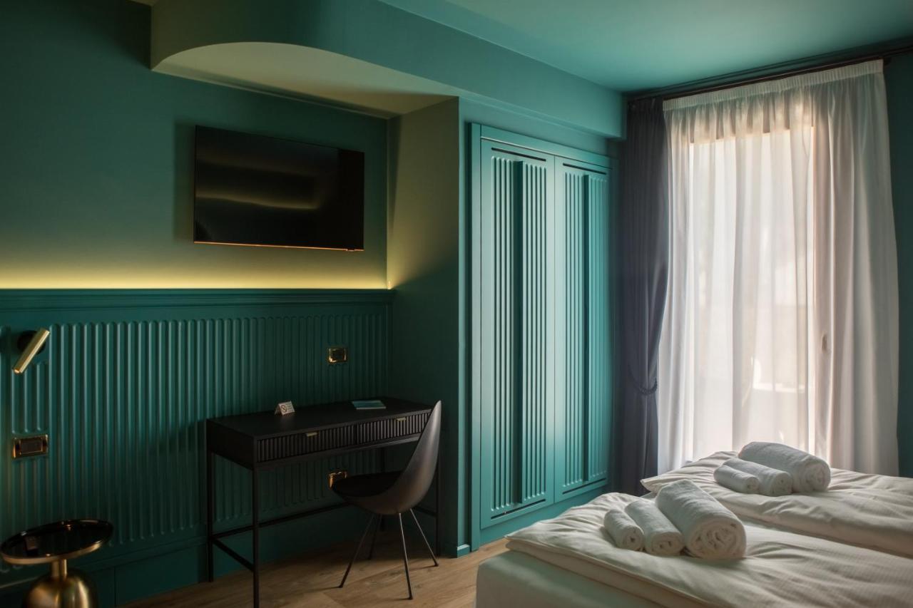Hotel Miro' Garde
