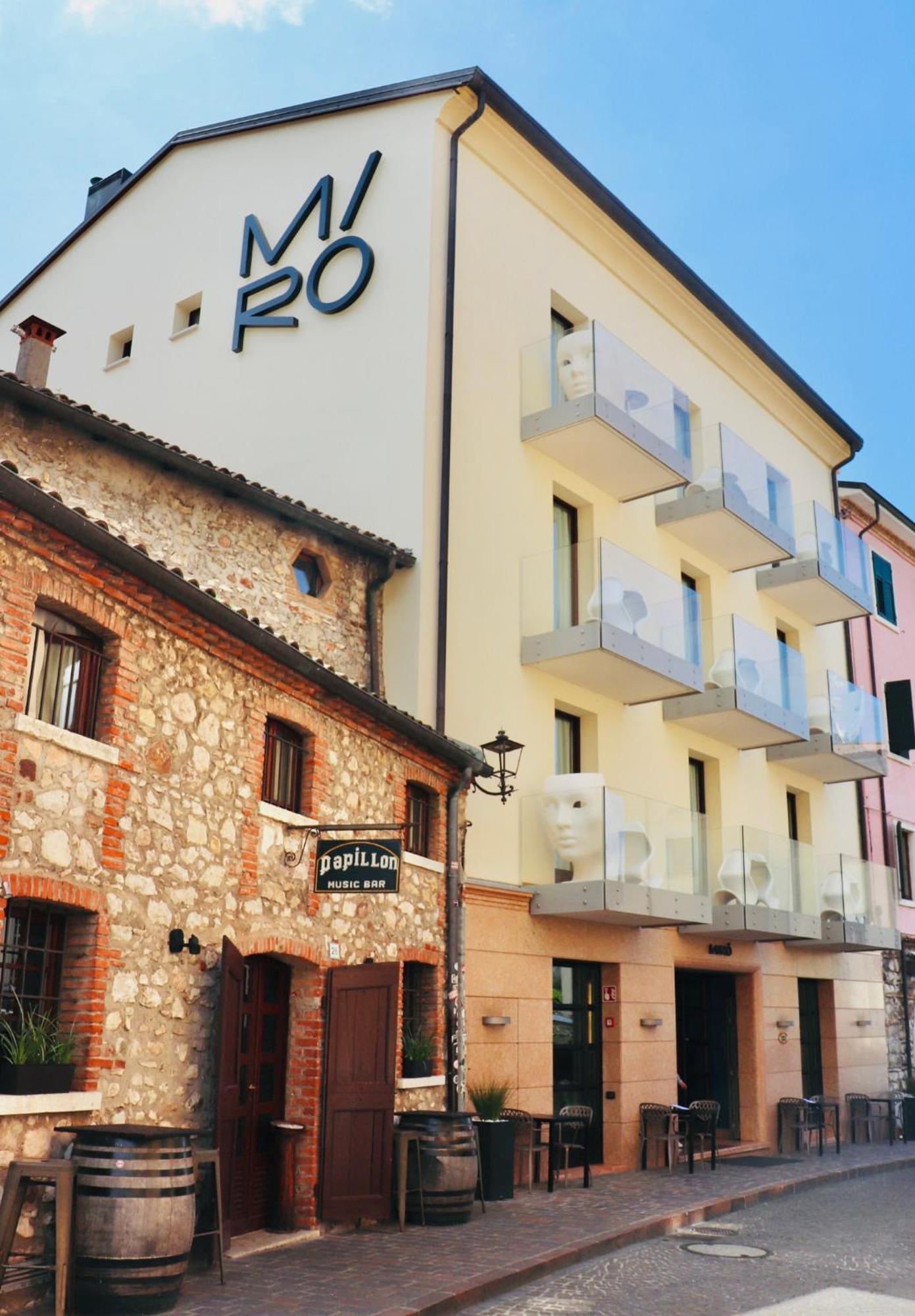 Miro' Hotel