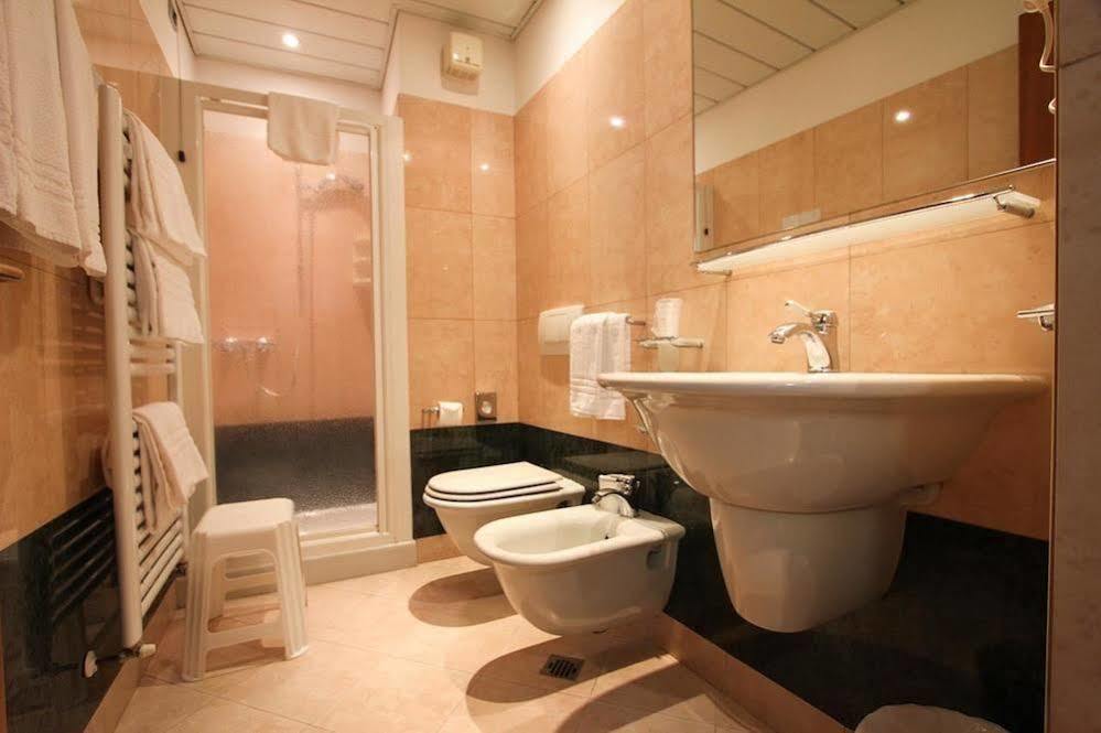Miro' Hotel 3*